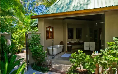 Denis Island-Deluxe Beach Cottage 3_2128